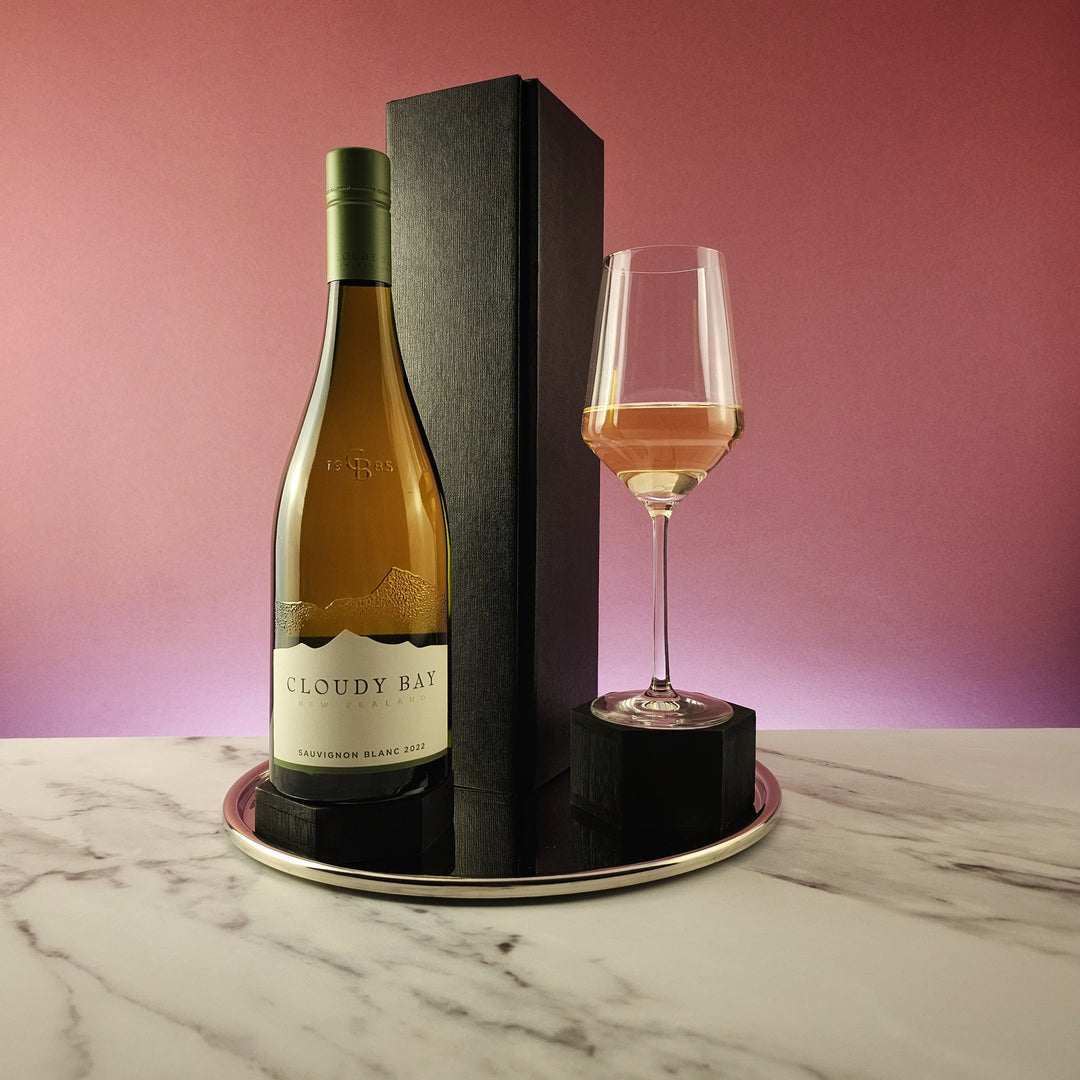 Cloudy Bay New Zealand Marlborough Sauvignon Blanc Wine Gift Pack - Grape & Bean