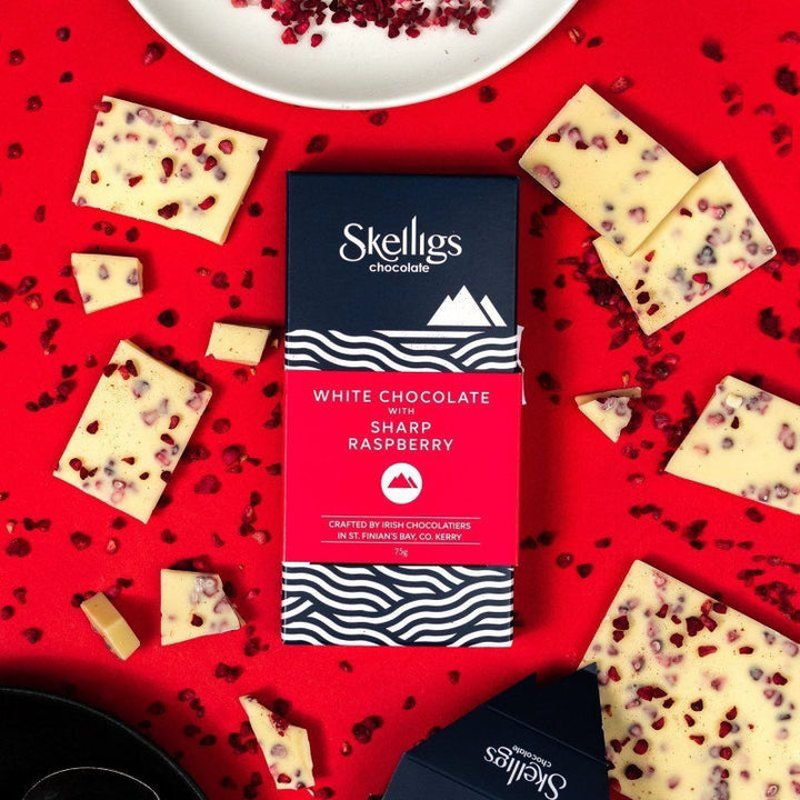 Skelligs White Chocolate & Raspberry Bar 75g - Grape & Bean