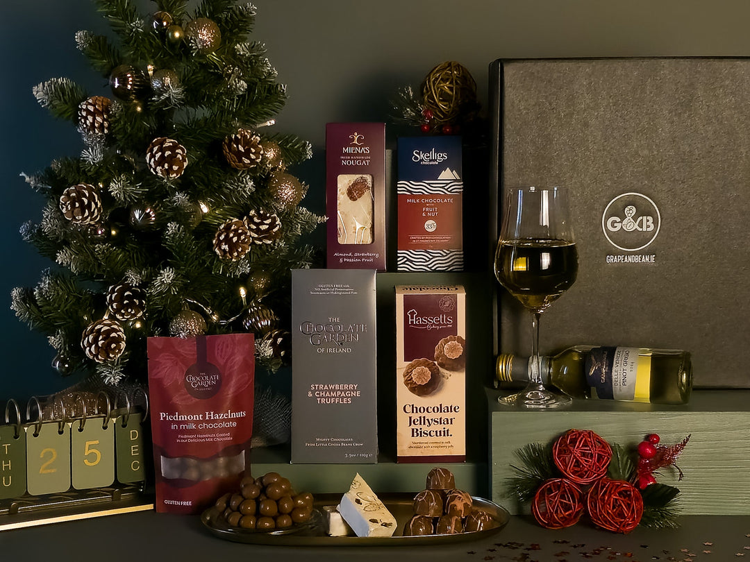 Irish Christmas Gift Box with White Wine - Grape & Bean
