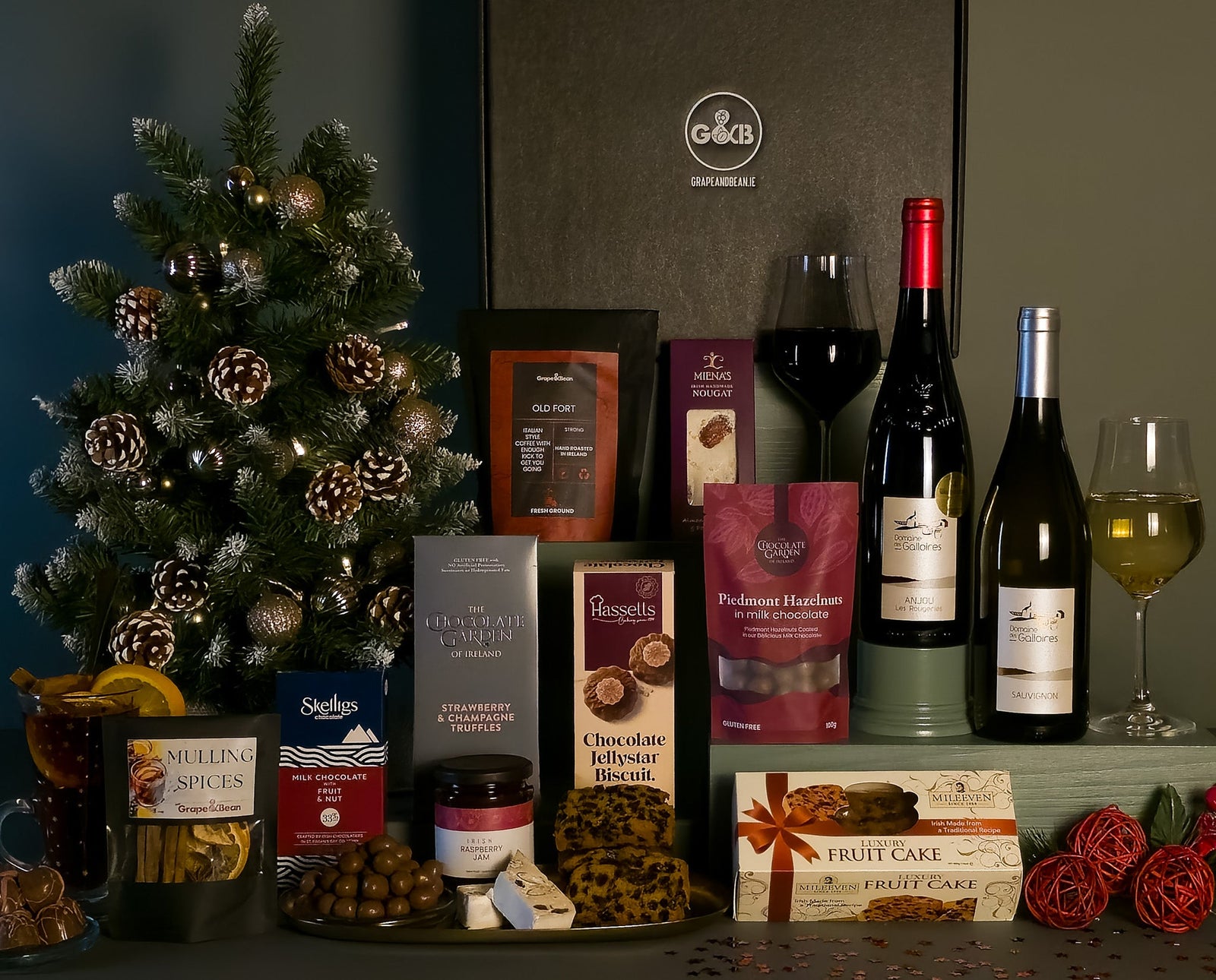 Luxury Irish Christmas Hamper with Red & White Wine - Grape & Bean