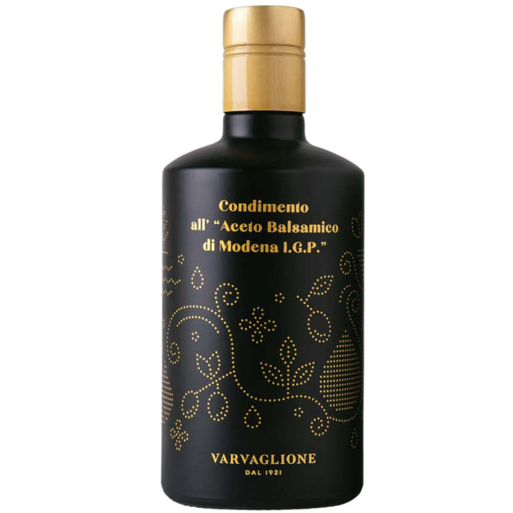 Gourmet Food Gift Box with Extra Virgin Olive Oil, Balsamic, Crackers and Artisan Cheese