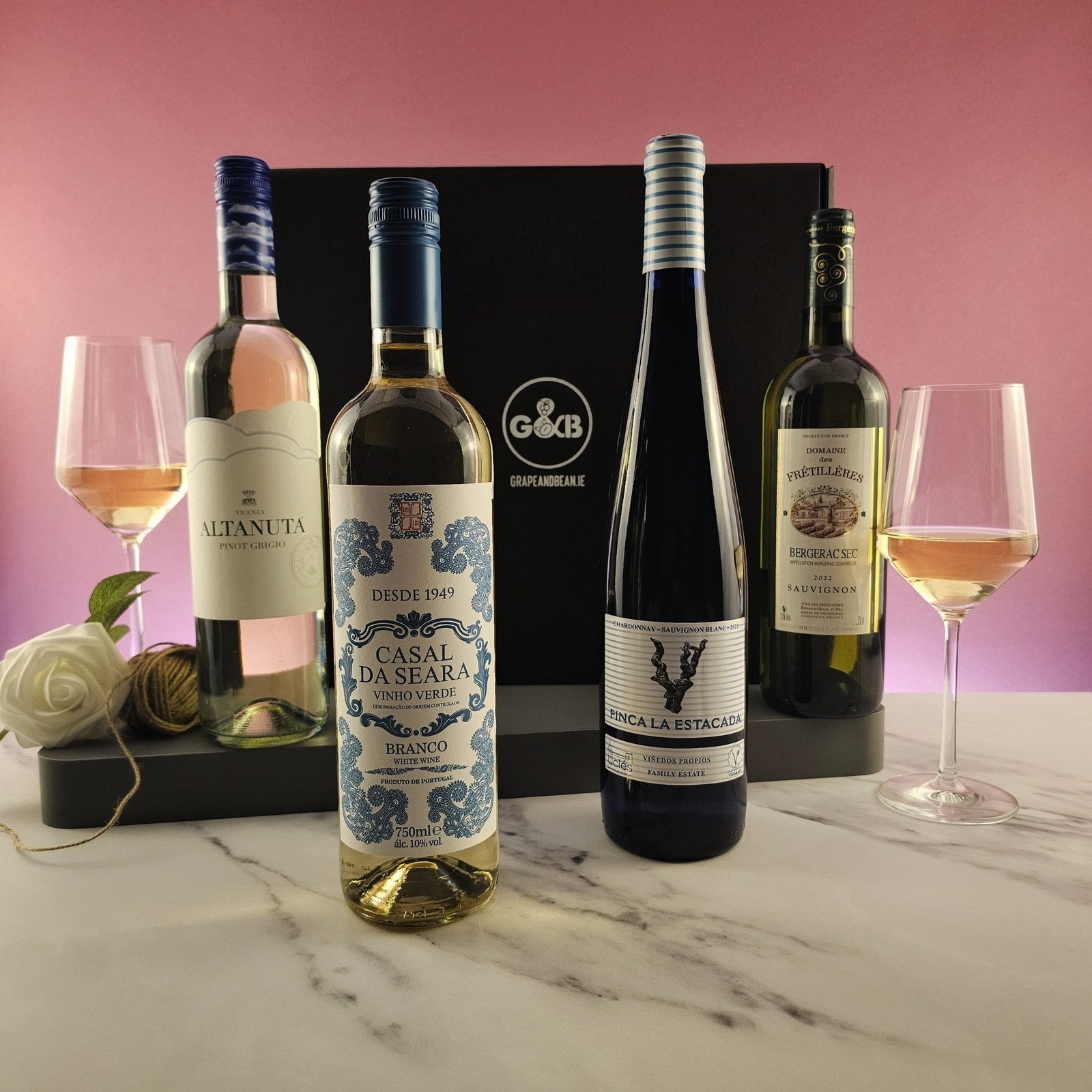 Super Value White Wine Selection - 4 bottles - Grape & Bean